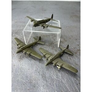 Vintage 1940's RENWAL MFG. CO No 17 BOMBER WWII Plastic Model Plane Rare X 3
